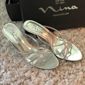 Nina Silver Formal Heels/Size 9M.